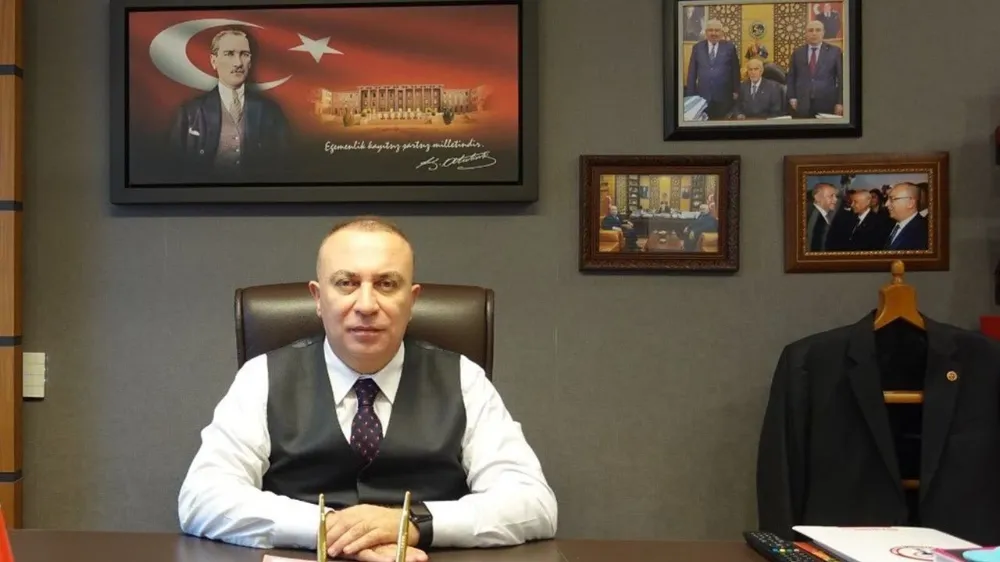 MHP’de dikkat çeken ayrılık